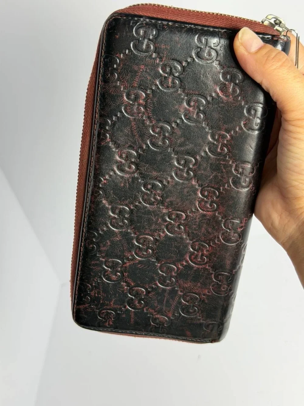 Gucci GG Guccissima Dark Oxblood Leather Zip Around Wallet Distressed Rare - Picture 10 of 14